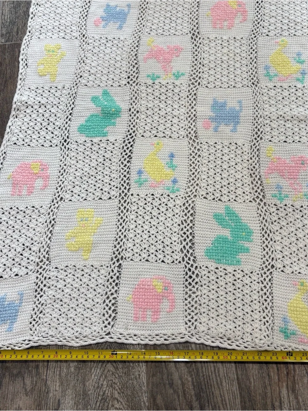 Vintage Handmade Animal Crochet Baby Blanket Cross Stitch 28x38” Unisex Pastel‎